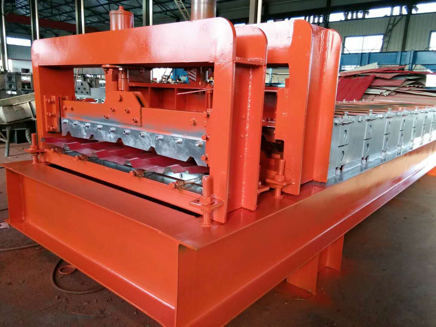出售壓瓦機、全自動壓瓦機、鑫達晟機械